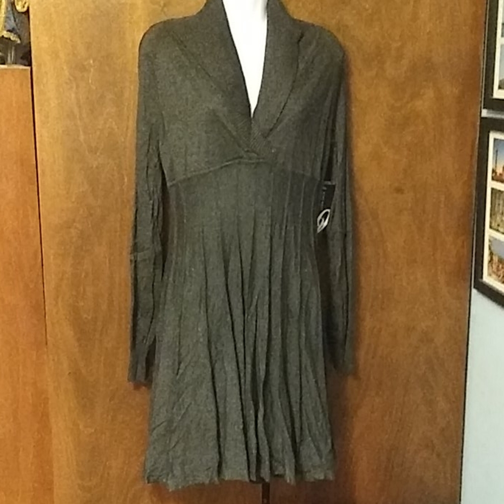 NWT NINE WEST GREY KNIT PLEATED DRESS